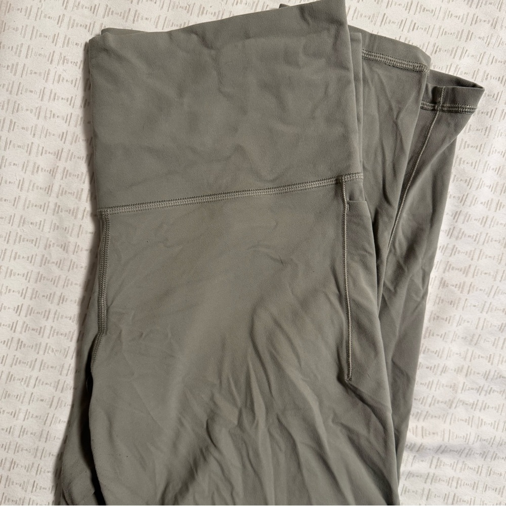 Athleta salutation Capri leggings 1X